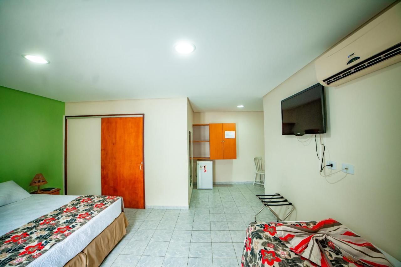 Hotel Tres Palmeiras 그라바타 외부 사진