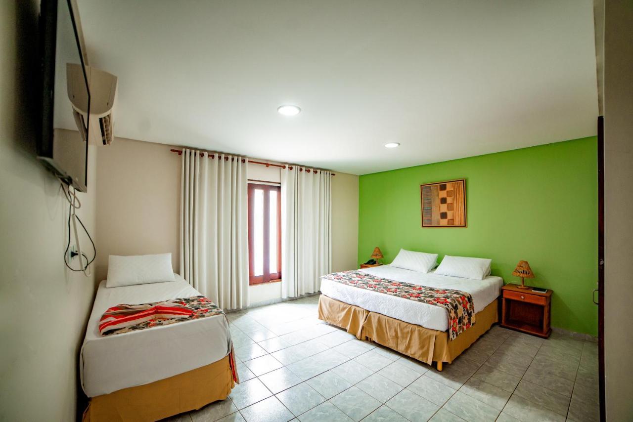 Hotel Tres Palmeiras 그라바타 외부 사진